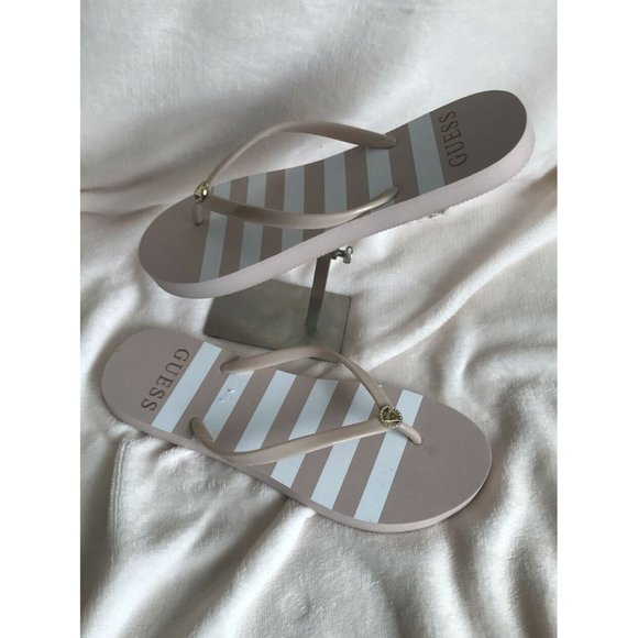 Women’s Sandals Size 10 Guess WG LENT13-C Light Pink strips Style Flip Flops - Picture 2 of 10